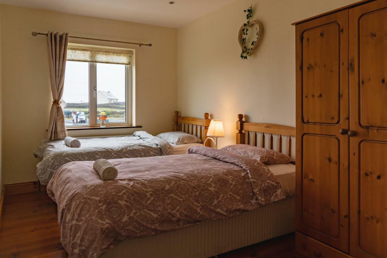 Quadruple Room with Shared Bathroom